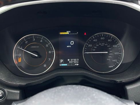 Used 2018 Subaru Crosstrek 2.0i Limited AWD/4WD image 12