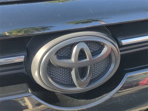 Used 2021 Toyota 4Runner Venture image 13