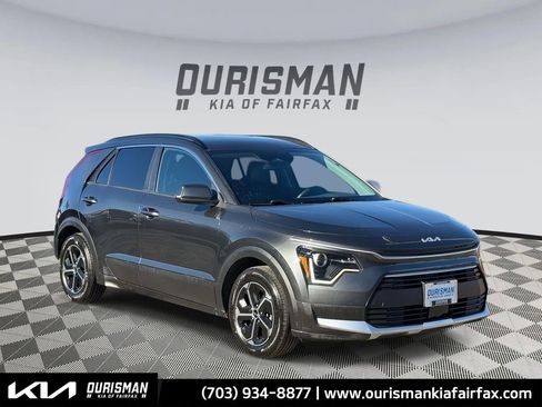 Used 2023 Kia Niro EX image 6