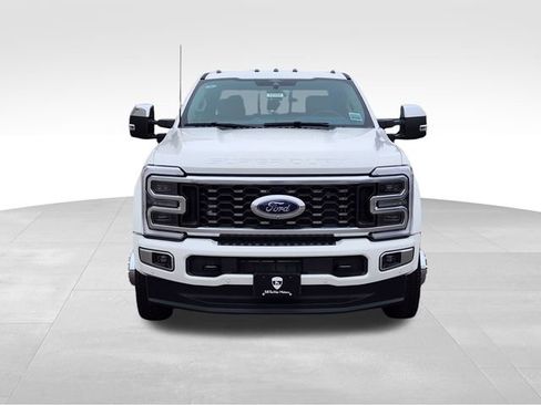 New 2026 Ford F450 Platinum w/ Platinum Plus Package image 2