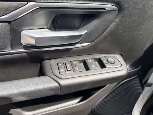 New 2026 RAM 1500 4x4 Crew Cab image 21