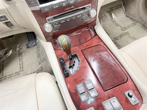 Used 2010 Lexus LS 460 AWD image 7