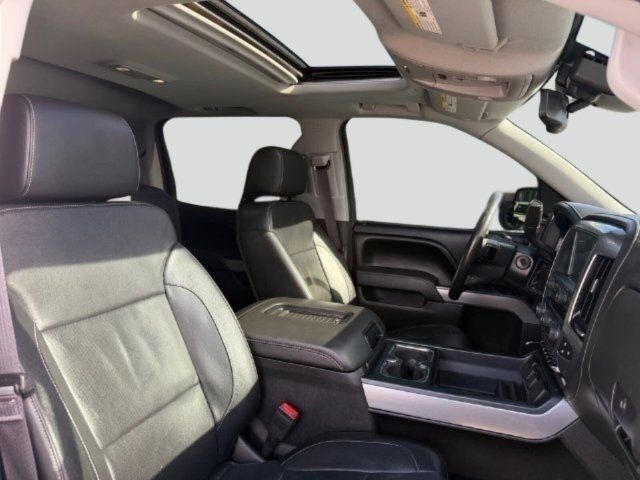 Used 2017 Chevrolet Silverado 1500 LTZ Z71 w/ LTZ Plus Package AWD/4WD image 39