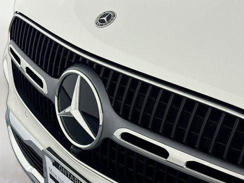 New 2026 Mercedes-Benz GLC 300 image 12