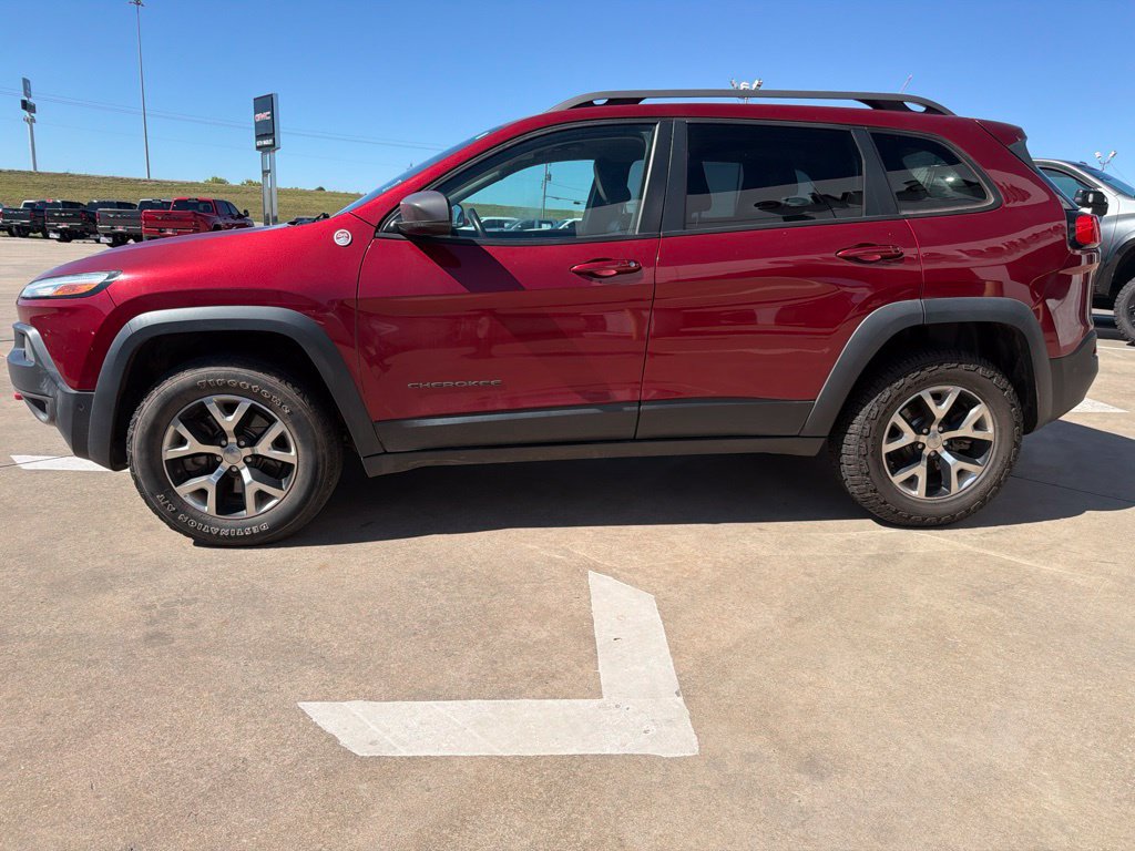 Used 2014 Jeep Cherokee Trailhawk w/ Technology Group AWD/4WD image 6