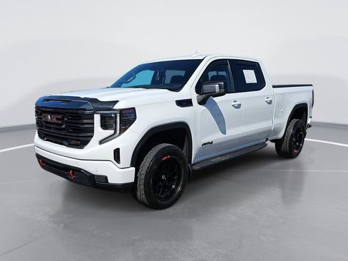 Used 2022 GMC Sierra 1500 AT4 w/ Sierra Safety Plus Package AWD/4WD image 9