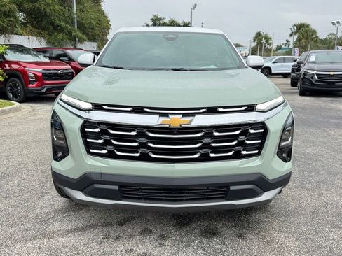 New 2026 Chevrolet Equinox LT w/ Convenience Package II FWD image 3
