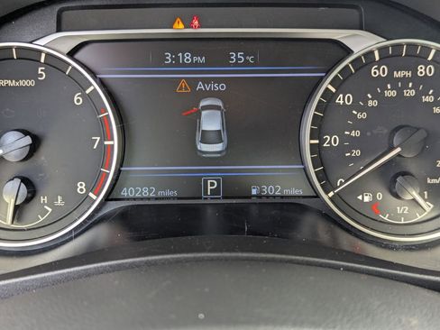 Used 2024 Nissan Altima 2.5 SV FWD image 22