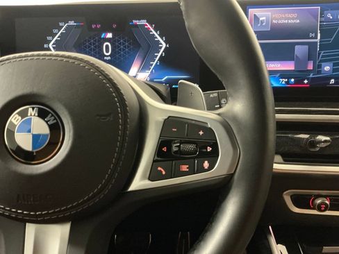 Certified 2024 BMW X7 xDrive40i w/ M Sport Package AWD/4WD image 14