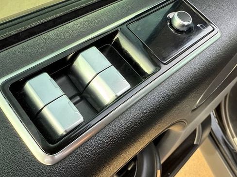 Used 2021 Land Rover Range Rover Westminster Edition image 22