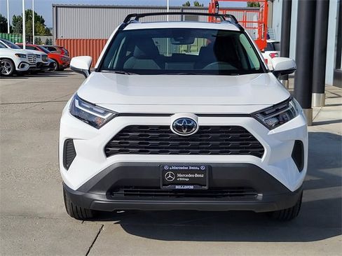 Used 2025 Toyota RAV4 XLE image 39