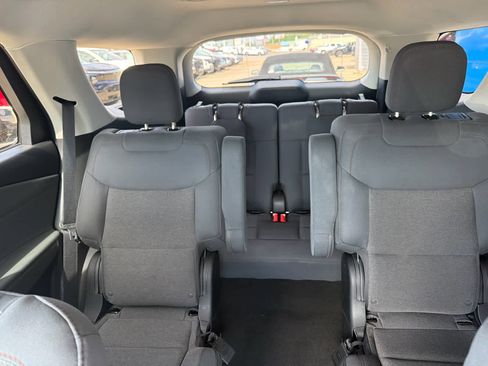 Used 2025 Ford Explorer Active RWD image 25