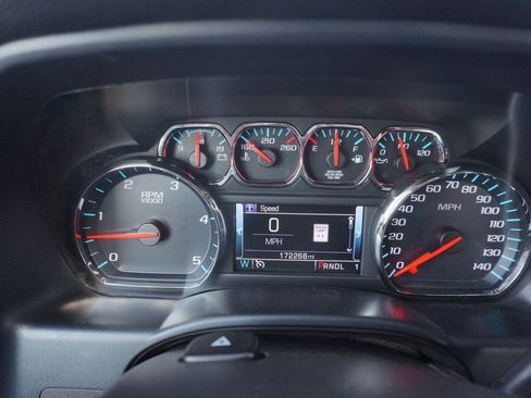 Used 2018 GMC Sierra 2500 SLT w/ Duramax Plus Package AWD/4WD image 16