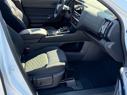 New 2026 Nissan Pathfinder SV AWD/4WD image 25