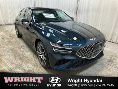 Used 2025 Genesis G70 2.5T image 1