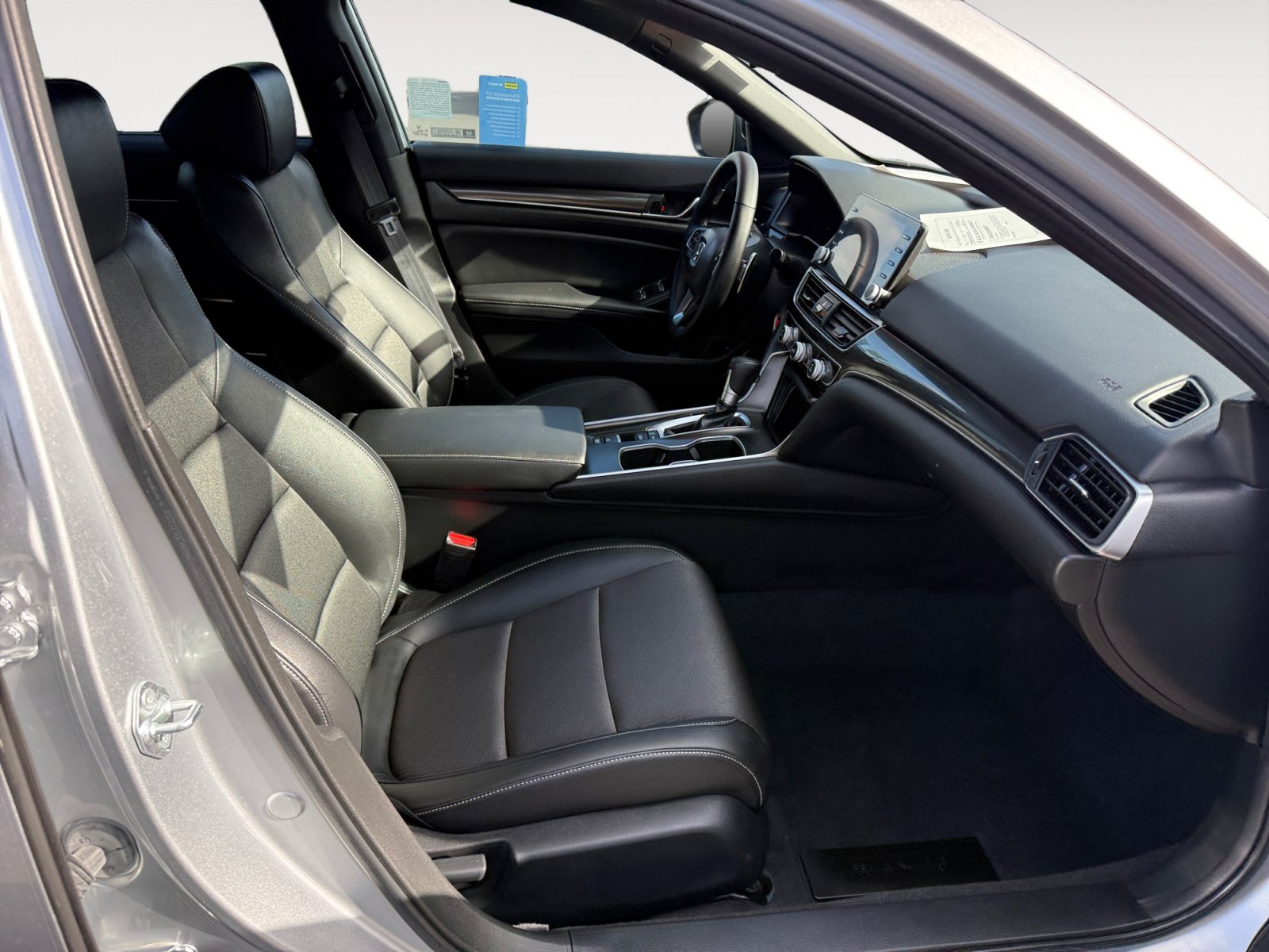 Used 2022 Honda Accord Sport image 19