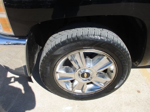 Used 2013 Chevrolet Silverado 1500 LT image 3