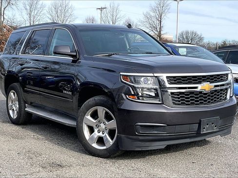 Used 2015 Chevrolet Tahoe LT image 2