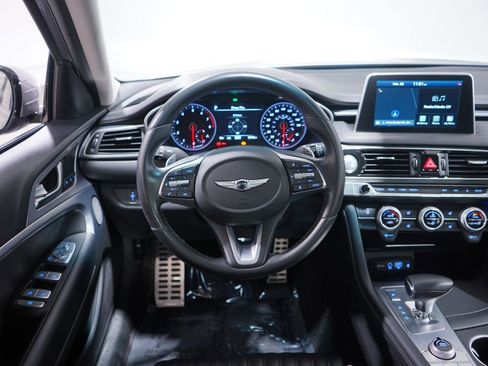 Used 2021 Genesis G70 3.3T image 11