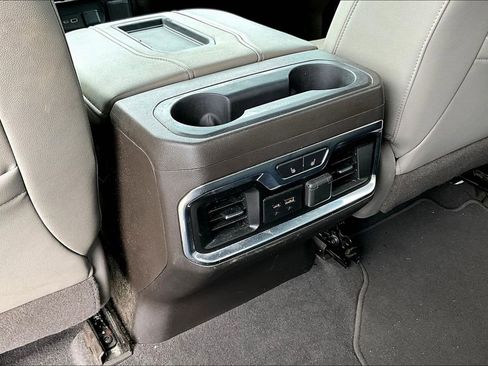 Used 2020 GMC Sierra 1500 SLT image 30