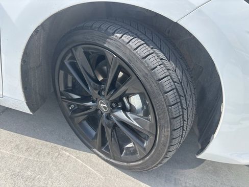 Used 2022 Lexus ES 300h F Sport w/ Accessory Package 2 image 11