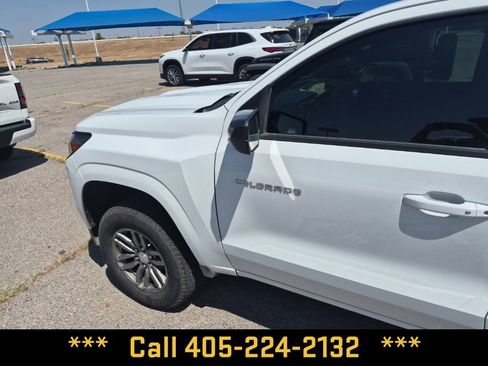 Used 2024 Chevrolet Colorado LT w/ LT Convenience Package II RWD image 8