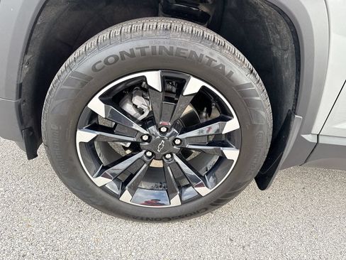 Used 2026 Chevrolet Equinox RS FWD image 19