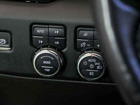 Used 2024 GMC Sierra 1500 Denali Ultimate AWD/4WD image 19