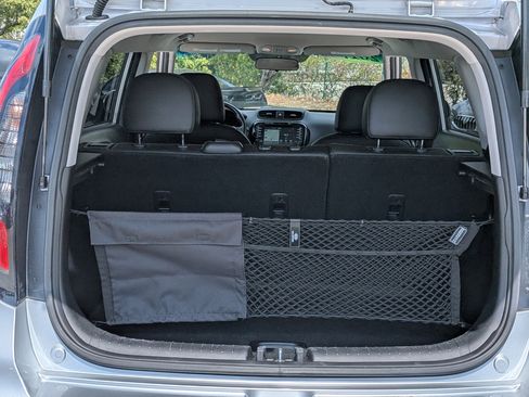 Used 2017 Kia Soul ! w/ Tech Package image 13