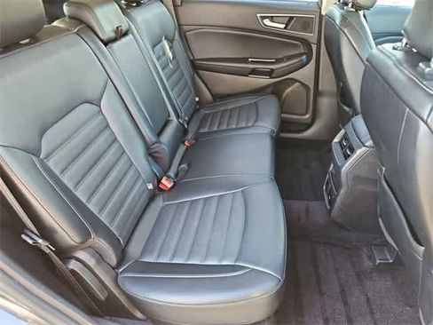 Used 2016 Ford Edge SEL w/ Equipment Group 201A image 21