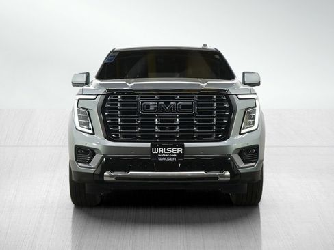 Used 2025 GMC Yukon XL Denali Ultimate w/ LPO, Floor Liner Package image 8