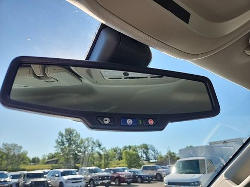 Certified 2022 GMC Canyon AT4 AWD/4WD image 18