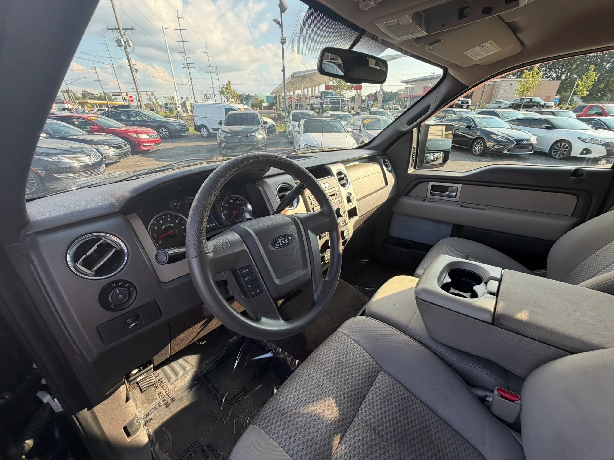 Used 2009 Ford F150 XLT AWD/4WD image 17