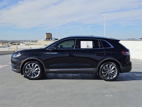 Certified 2023 Lincoln Nautilus Reserve w/ Equipment Group 201A image 4