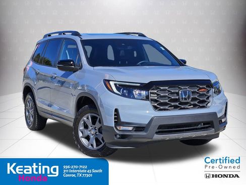 Certified 2025 Honda Passport TrailSport image 3