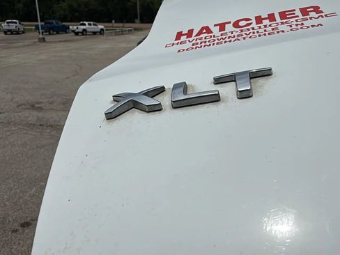 Used 2019 Ford Expedition XLT w/ Equipment Group 202A RWD image 10