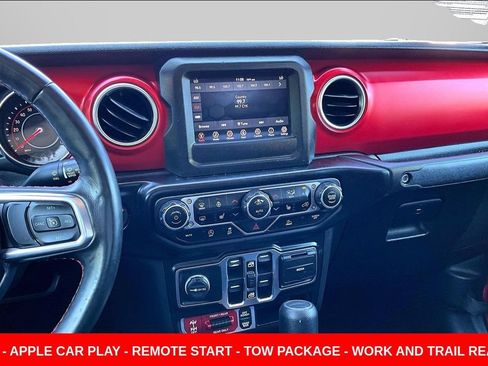 Used 2021 Jeep Gladiator Rubicon w/ Cold Weather Group AWD/4WD image 10