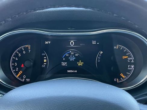 Used 2022 Jeep Grand Cherokee Limited image 36