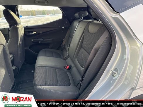 Used 2022 Chevrolet Bolt EUV LT w/ Comfort Package image 24