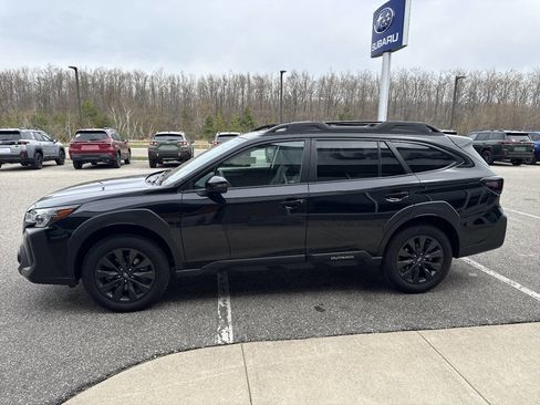 Certified 2025 Subaru Outback Onyx Edition AWD/4WD image 6