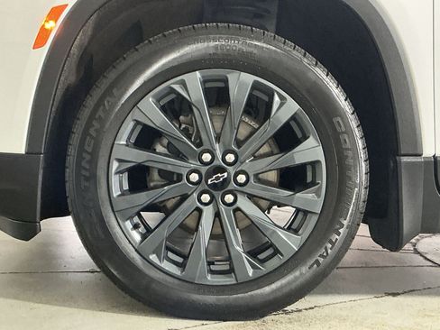 Used 2023 Chevrolet Traverse RS w/ LPO, Floor Liner Package AWD/4WD image 13