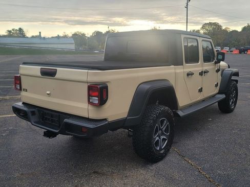Used 2020 Jeep Gladiator Sport w/ Quick Order Package 24S image 11