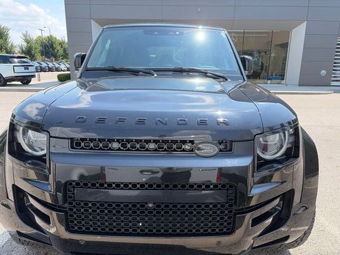 Certified 2026 Land Rover Defender 110 OCTA AWD/4WD image 2