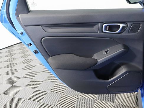 Used 2023 Honda Civic Sport image 13