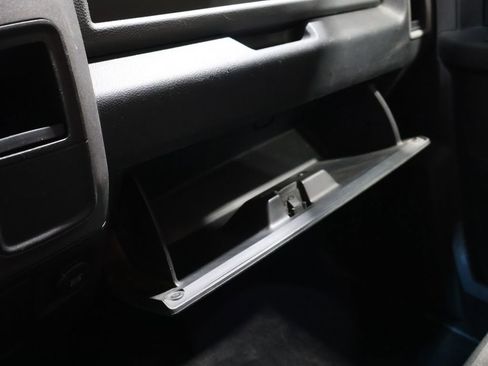 Used 2016 RAM 1500 ST w/ SXT Appearance Group image 25