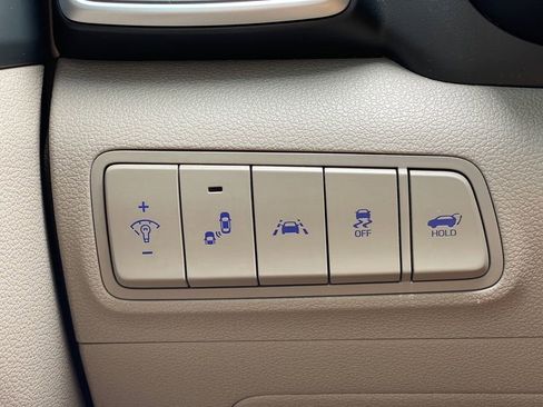 Used 2019 Hyundai Tucson Limited image 18