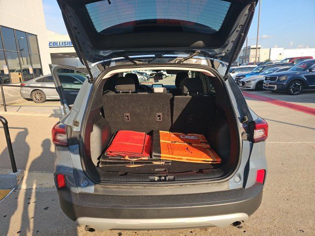 Used 2025 Ford Escape Active FWD image 5