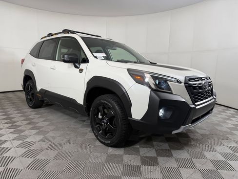 Used 2025 Subaru Forester Wilderness AWD/4WD image 6