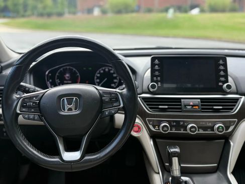 Used 2018 Honda Accord EX-L image 22