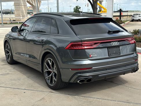 Used 2022 Audi SQ8 Prestige AWD/4WD image 5